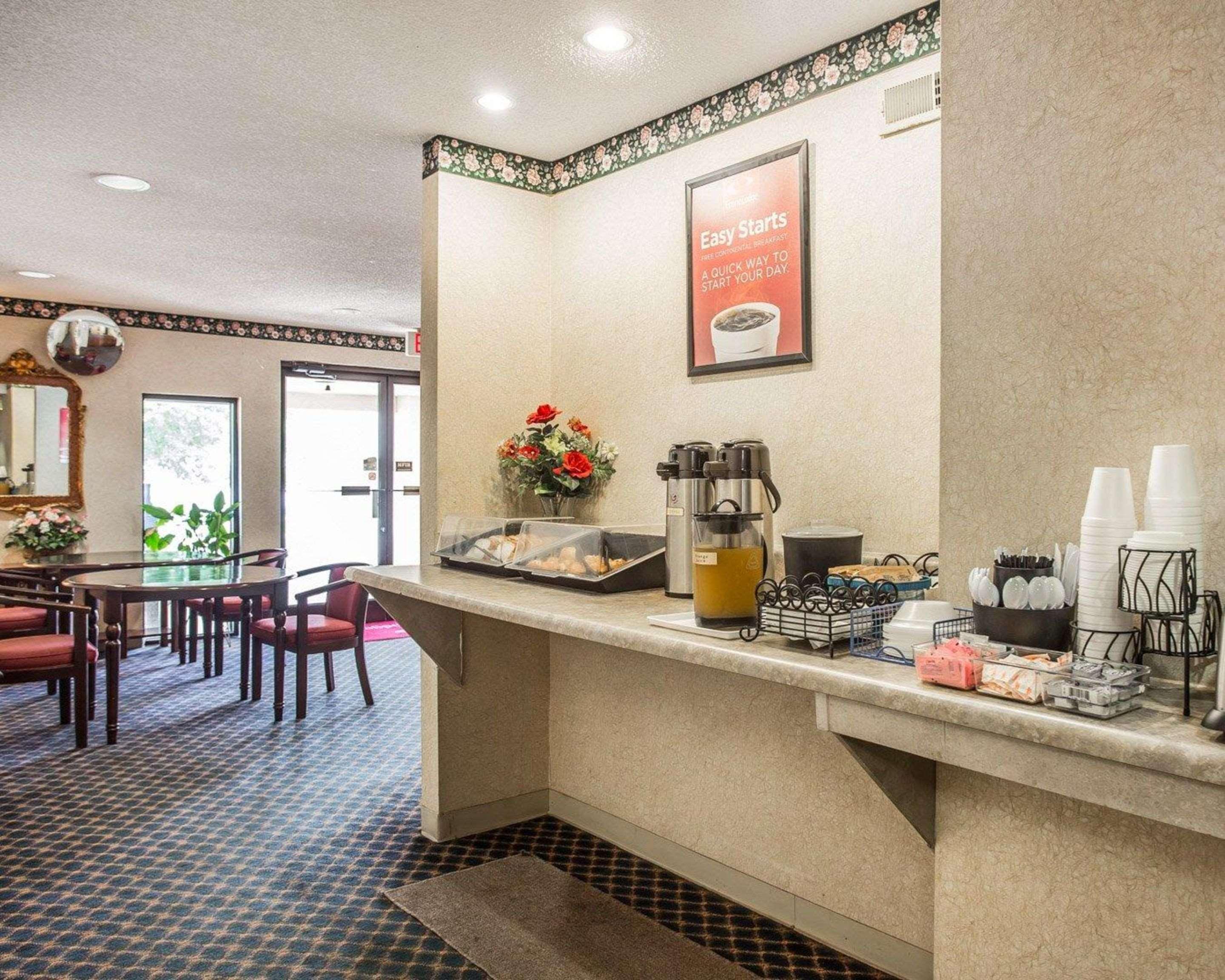 Econo Lodge St. Stephen Exteriér fotografie
