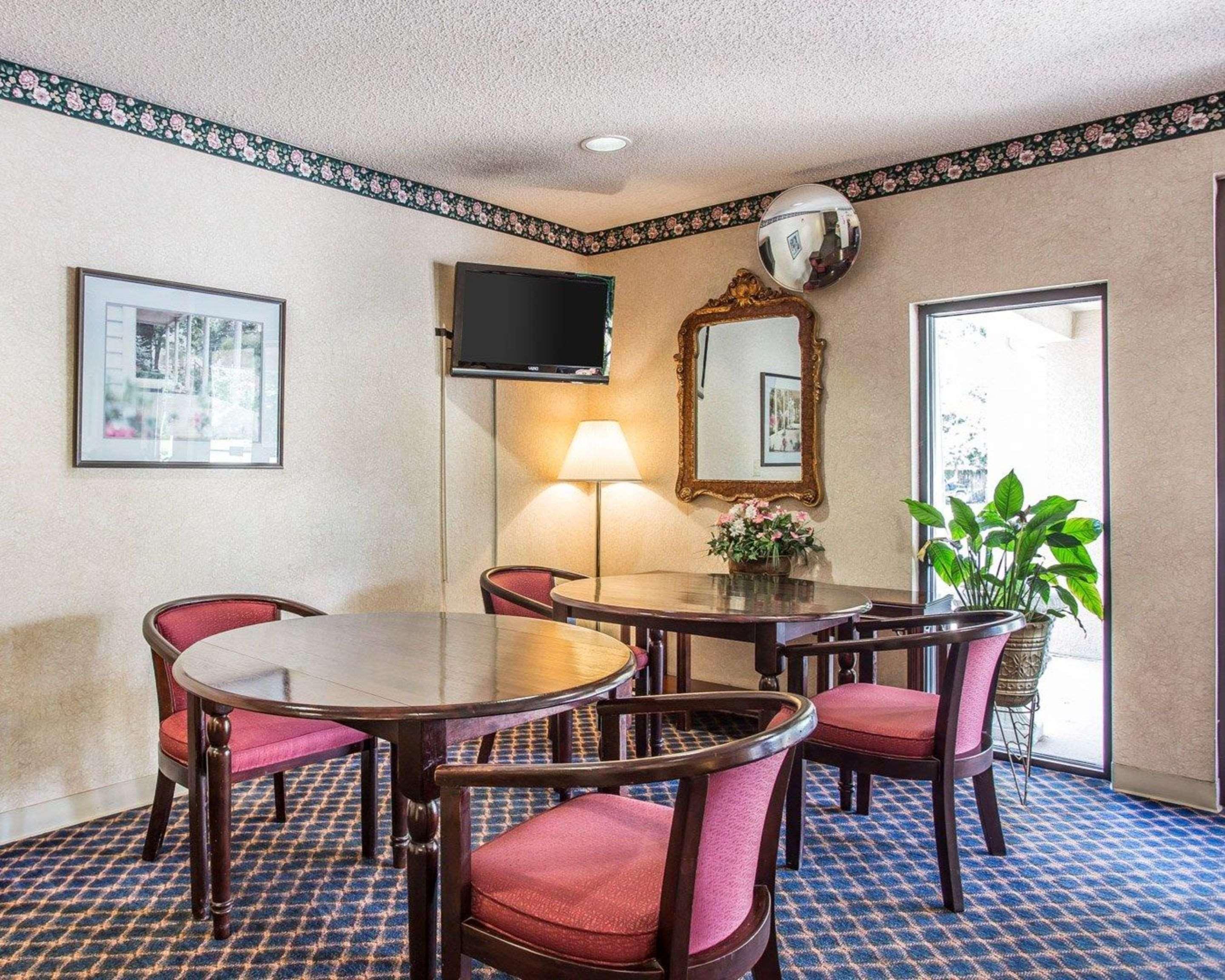 Econo Lodge St. Stephen Exteriér fotografie